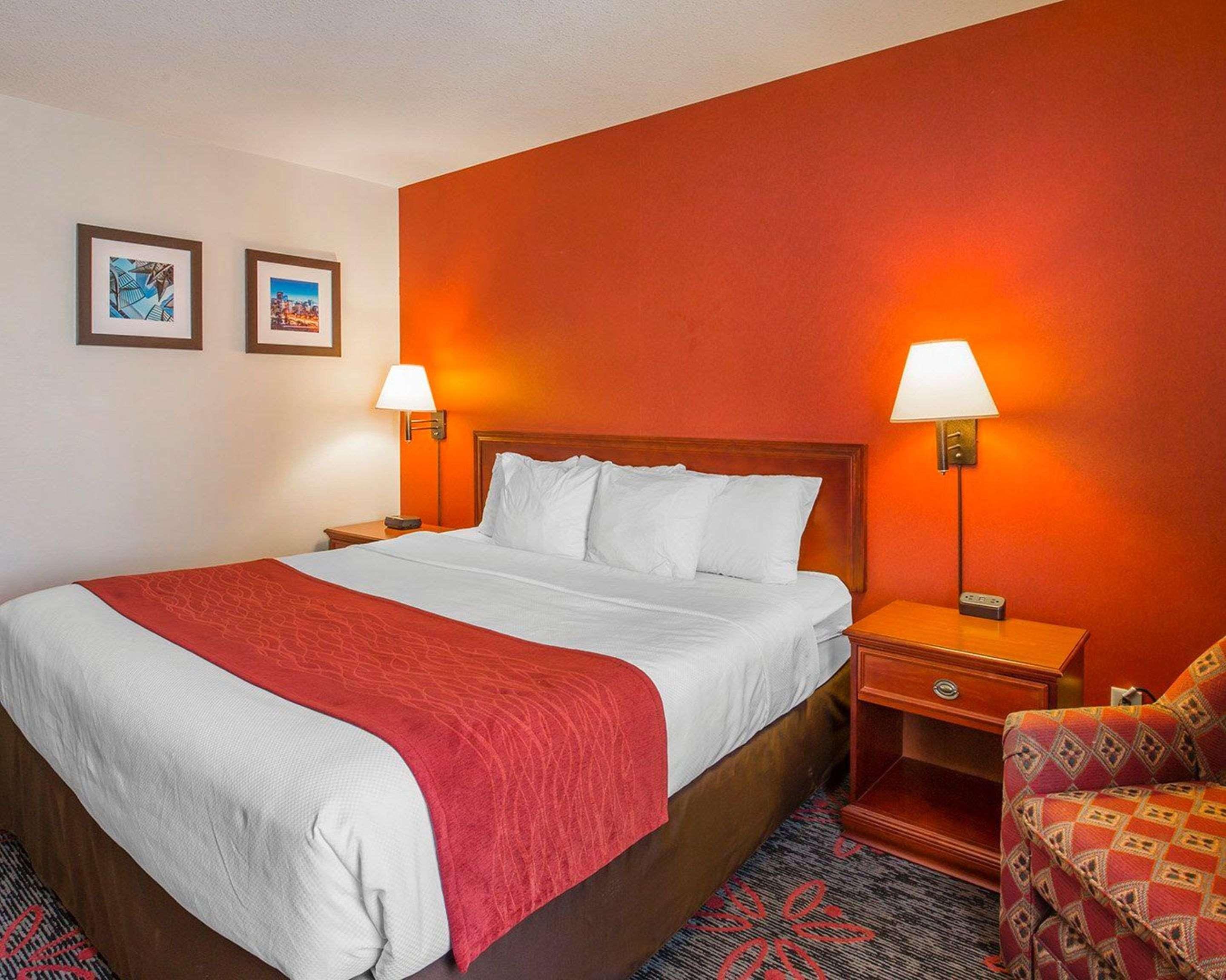 Comfort Inn & Suites University YYC Esterno foto