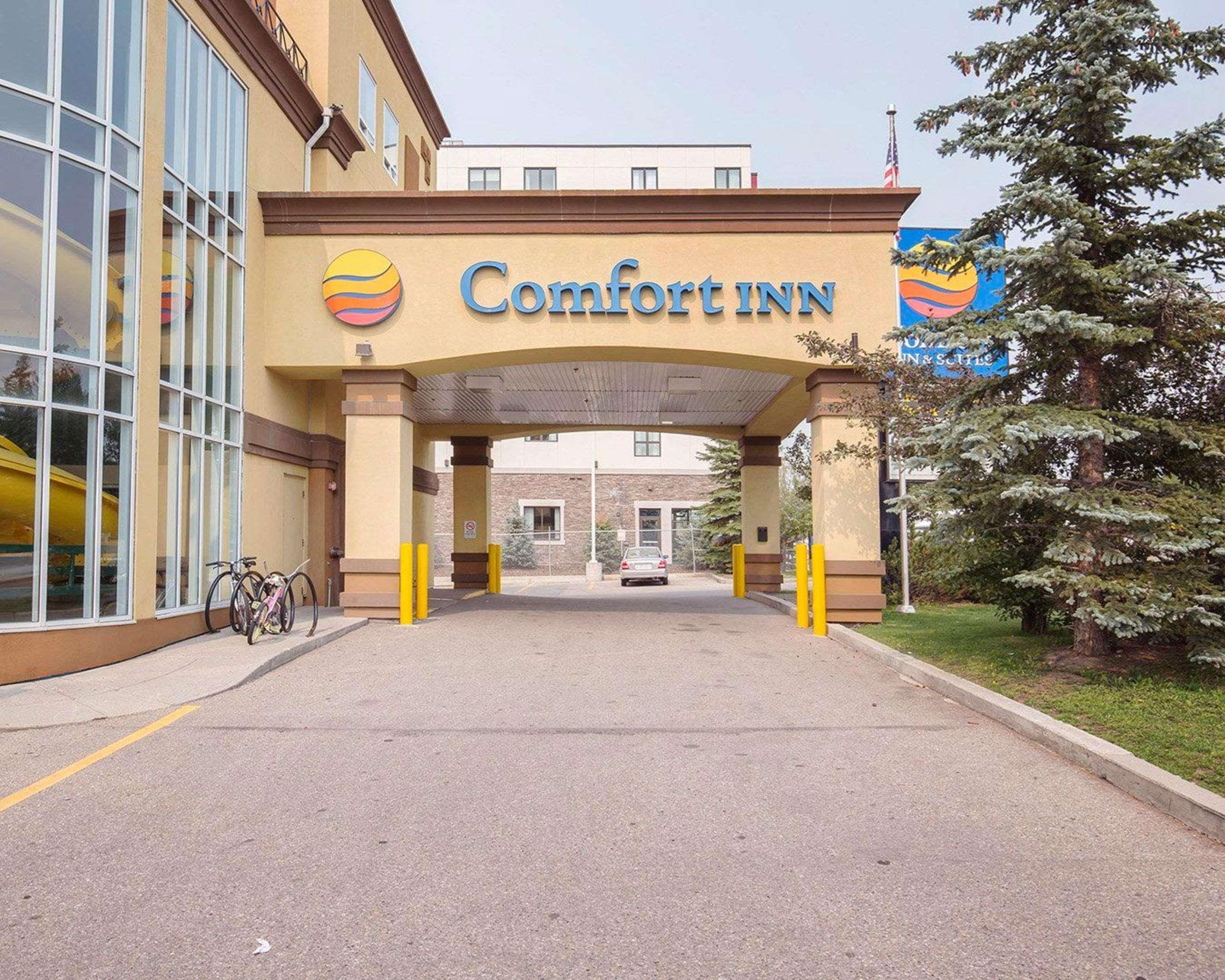 Comfort Inn & Suites University YYC Esterno foto