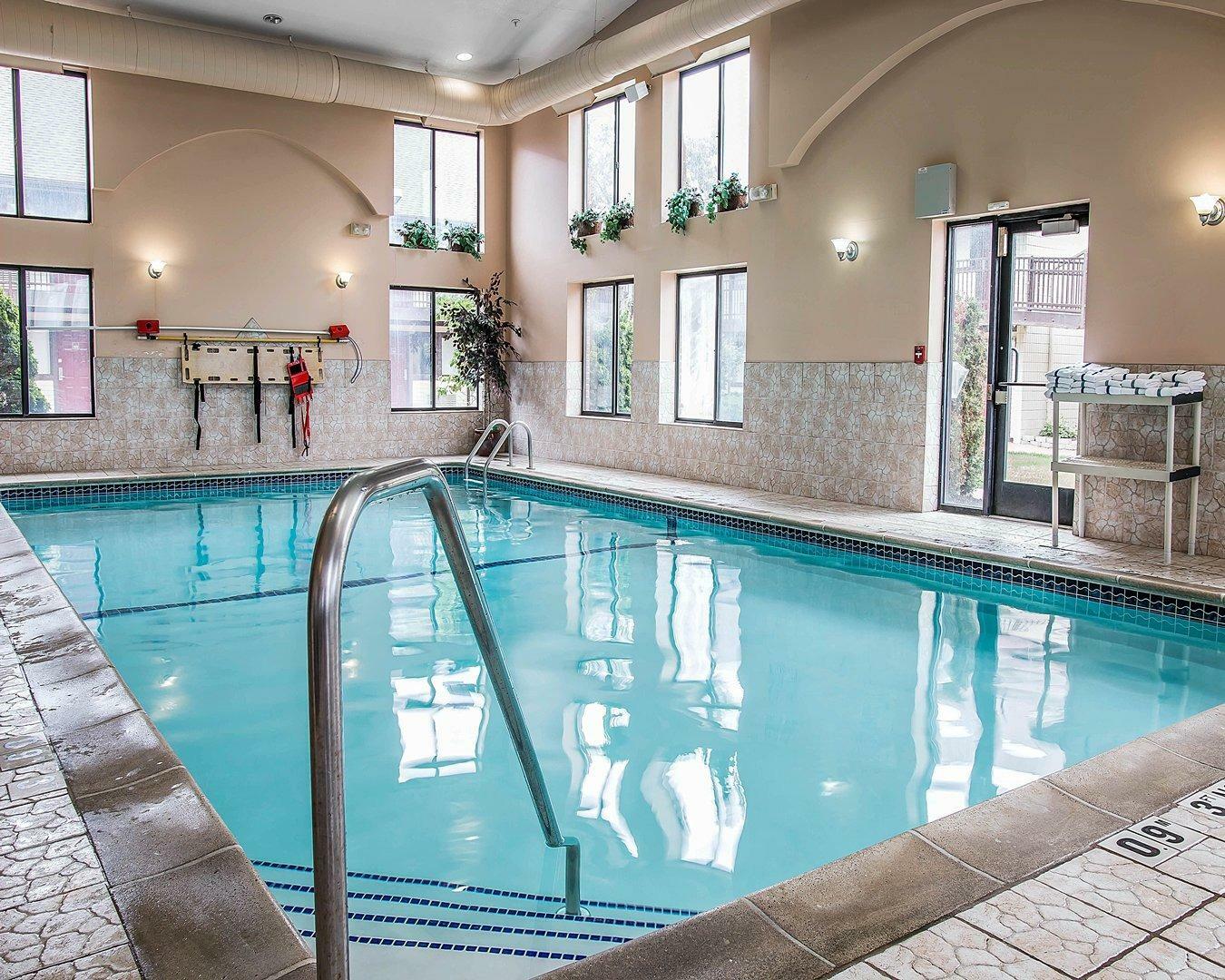 Comfort Inn & Suites University YYC Esterno foto